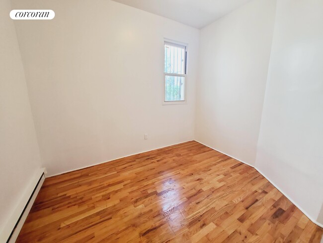 Building Photo - 48 Driggs Ave