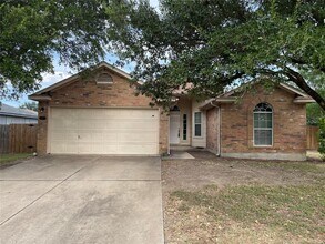 Building Photo - 602 Losoya Ct
