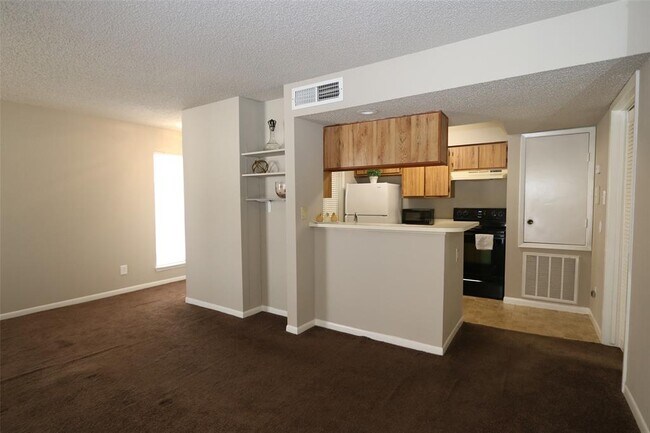 Foto del edificio - 3919 Fairmont Pkwy