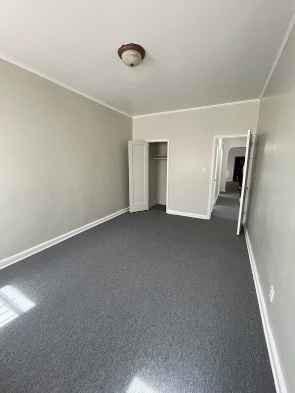 Building Photo - 645 Remsen Ave