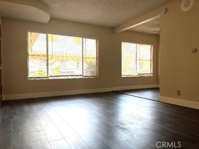 Foto del edificio - 2115 Placentia Ave