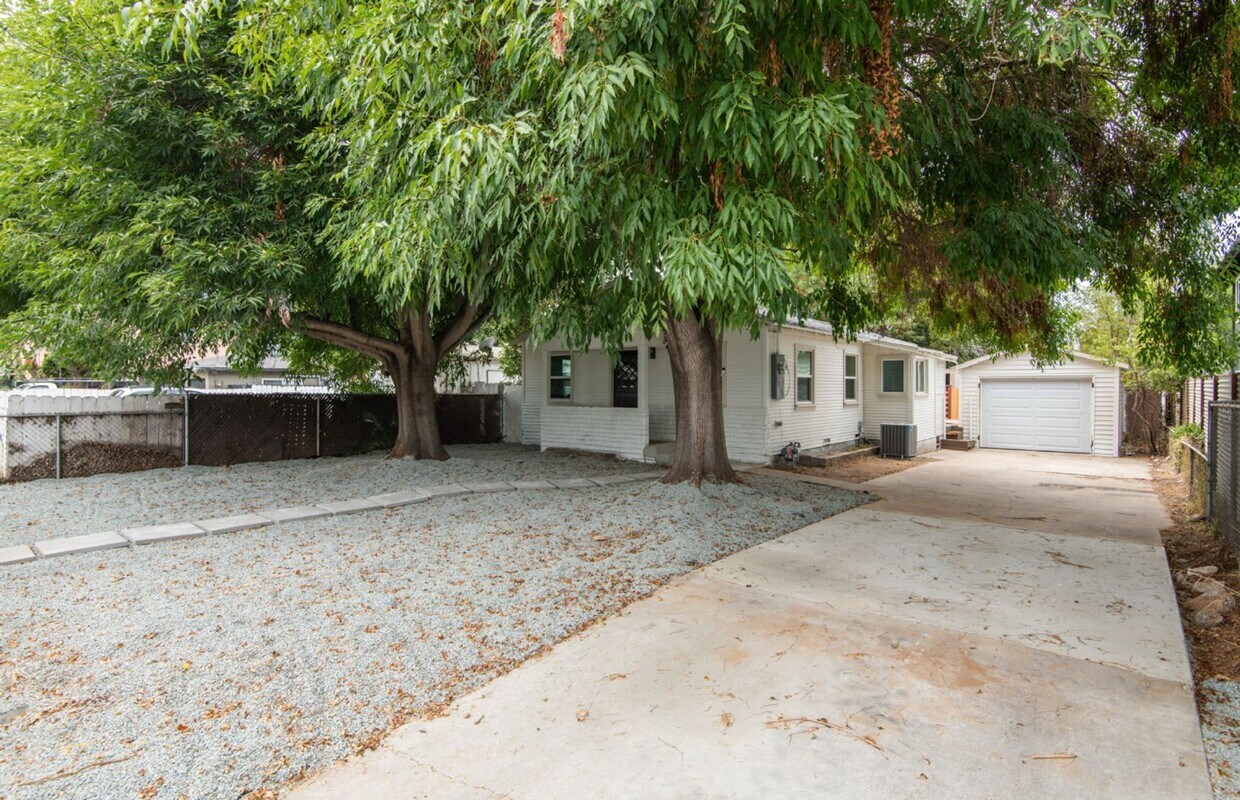 Foto principal - 2 bedrooms 1 bath home in San Diego-Imperi...