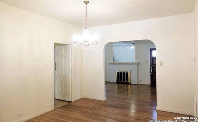 Building Photo - 244 W Hermosa