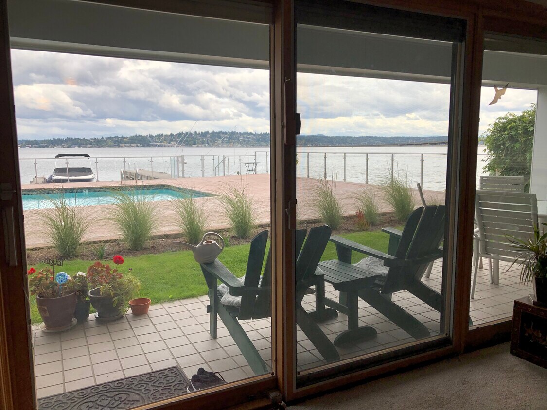 Foto principal - 720 Lakeside Ave S