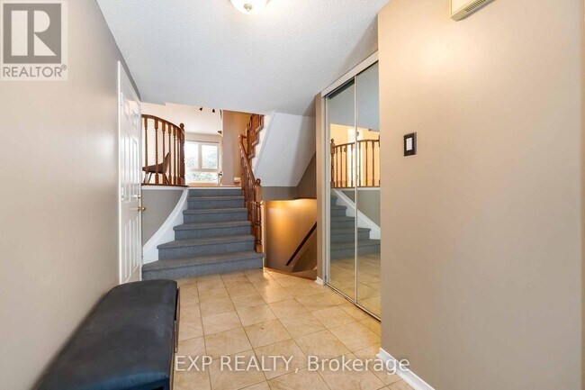 Building Photo - 86 Furlong Crescent