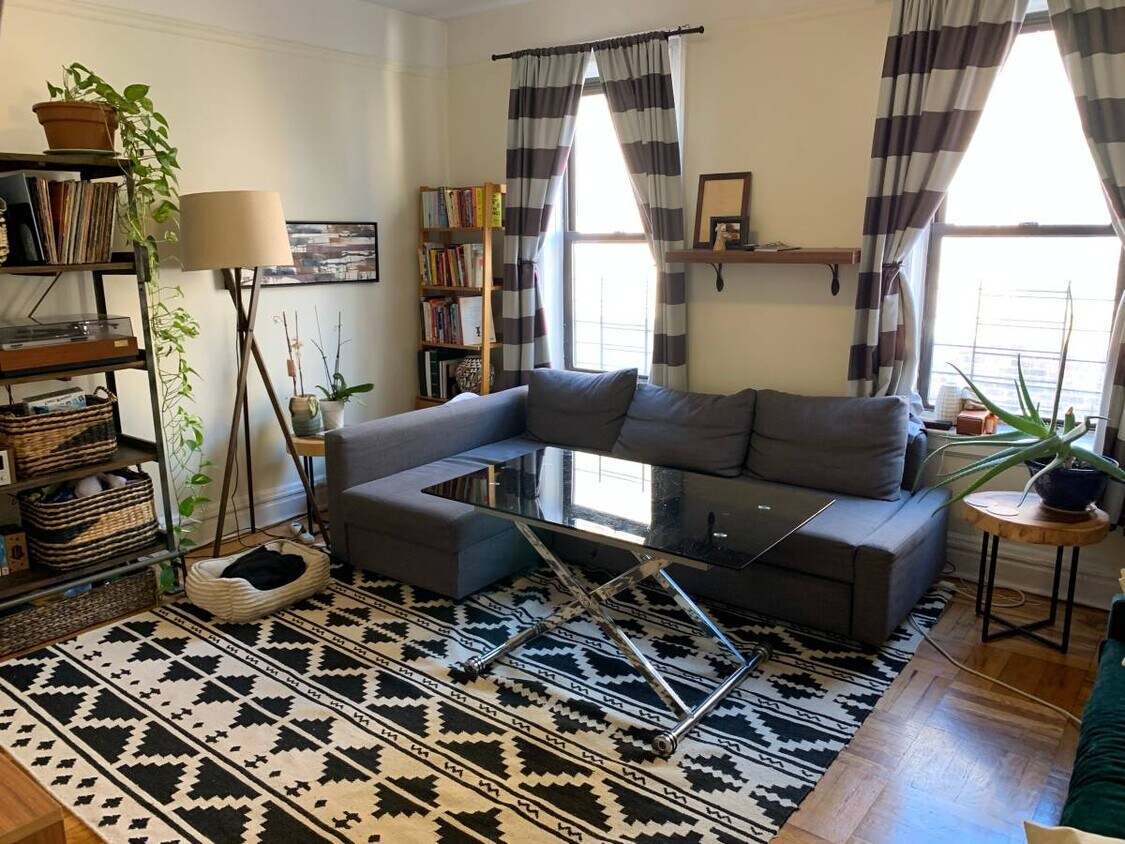 Primary Photo - 34 Hillside Ave