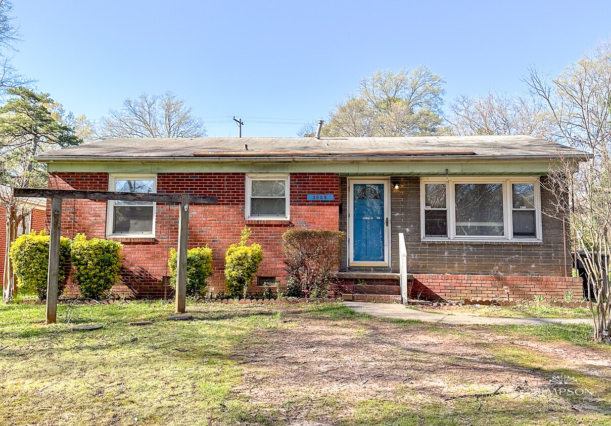 Primary Photo - 3908 Bristol Dr