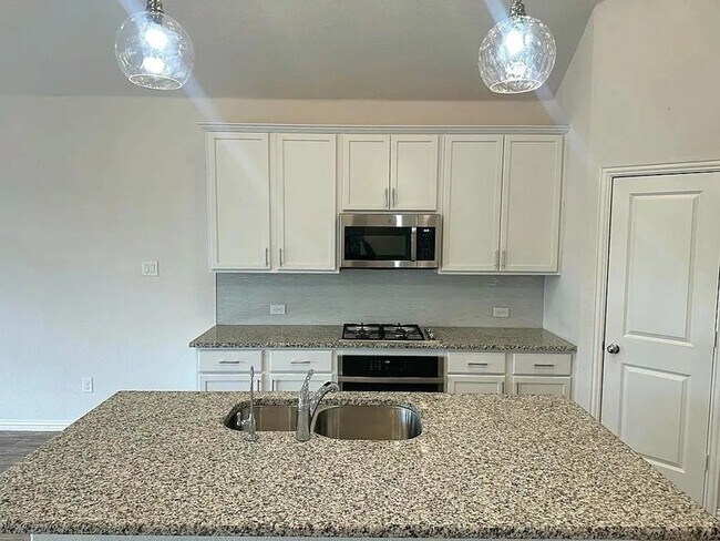 Building Photo - 5491 Blue Quail Dr