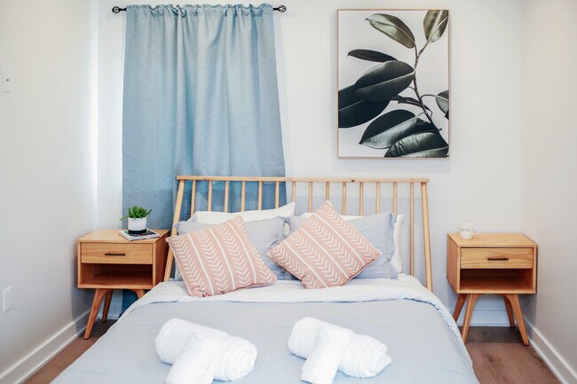 Dormitorio 303 - 3814 Hamilton St