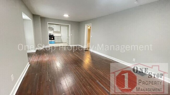Foto del edificio - Beautiful 4 Bedroom 1.75 Bathroom Home in ...