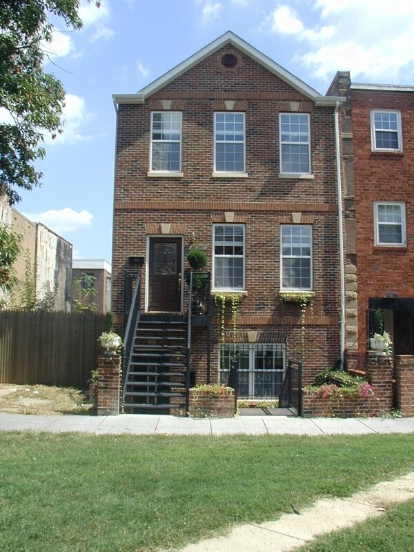 Foto del edificio - 1619 12th St NW