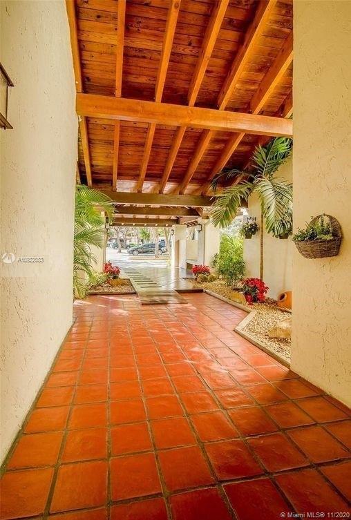 Building Photo - 9030 SW 125th Ave
