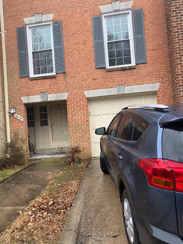 12018 Shagbark Dr, Rockville, MD 20852 Townhome Rentals in Rockville