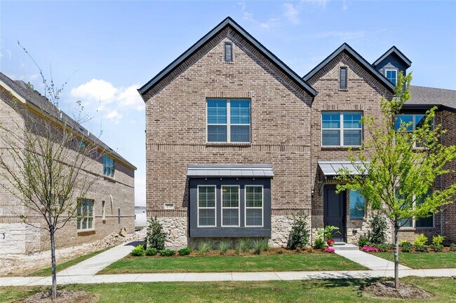 Building Photo - 2724 Parkview Pl
