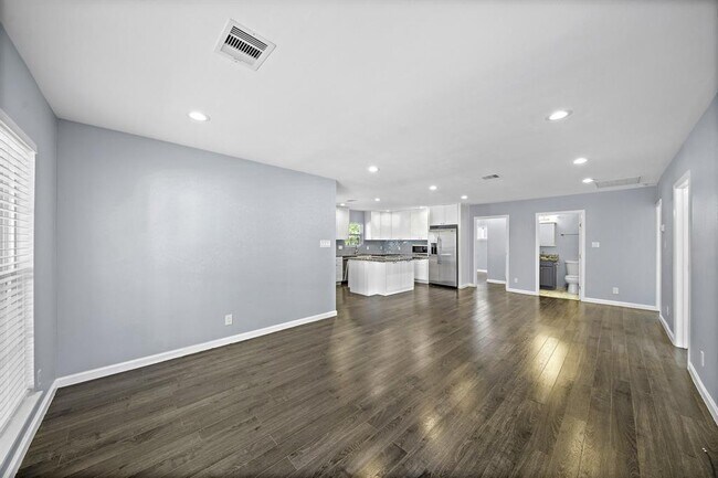 Foto del edificio - 3837 Rosedale St