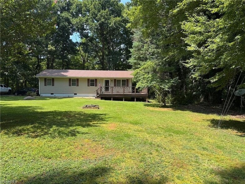 Foto principal - 8800 Circle Dr