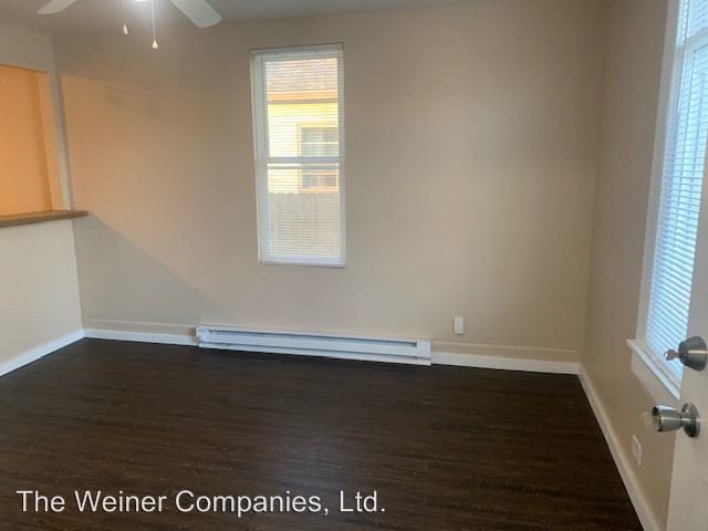 Building Photo - 113 N Poplar St