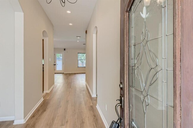 Foto del edificio - 116 Copperwood Loop