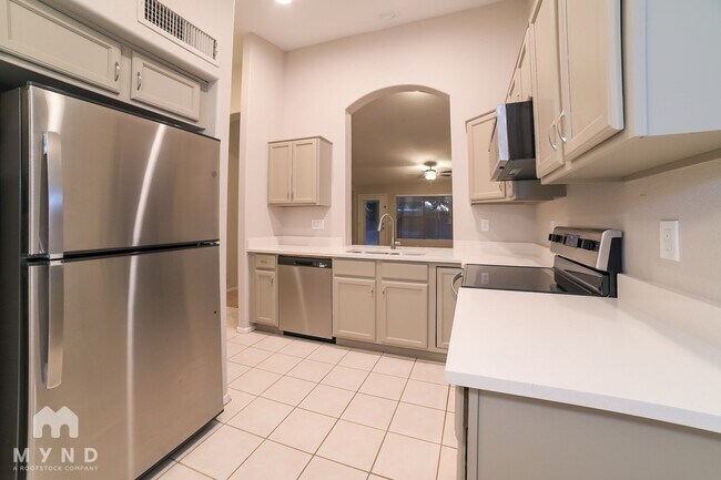 Building Photo - 17208 N Chance Dr