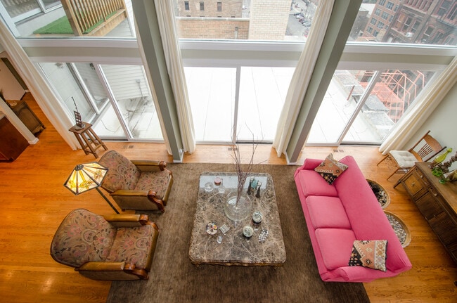 Foto del edificio - 714 S Dearborn St