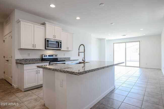 Foto del edificio - 4312 W Allen St