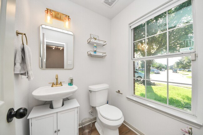 Foto del edificio - 3735 Morning Cove Ln