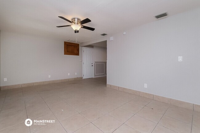 Building Photo - 4327 Belleville Ave