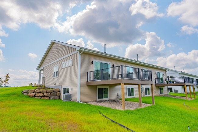 Building Photo - 1430 Palm Grass Way