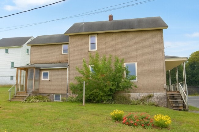 Building Photo - 308 1st Ave