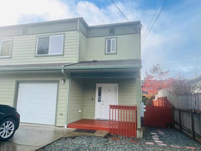 Foto del edificio - 2112 Hamilton Ave