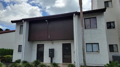 Building Photo - 1626 Stickney Point Rd