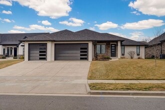 Building Photo - 6133 S Maryland Ave