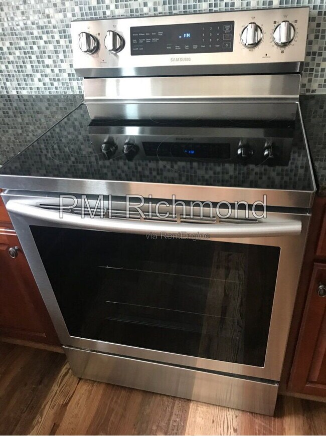 Foto del edificio - 4802 Ballyshannon Ct
