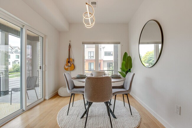 Foto del edificio - 3890 W 13th Ave