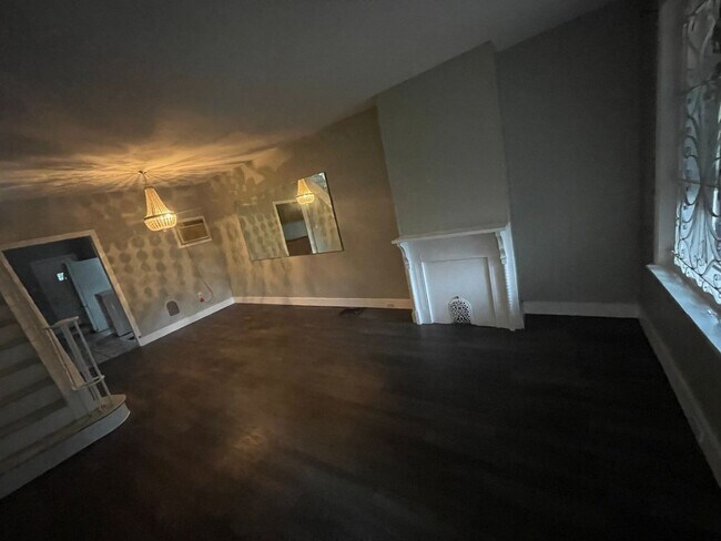 Building Photo - Charming 3BR House in Philadelphia