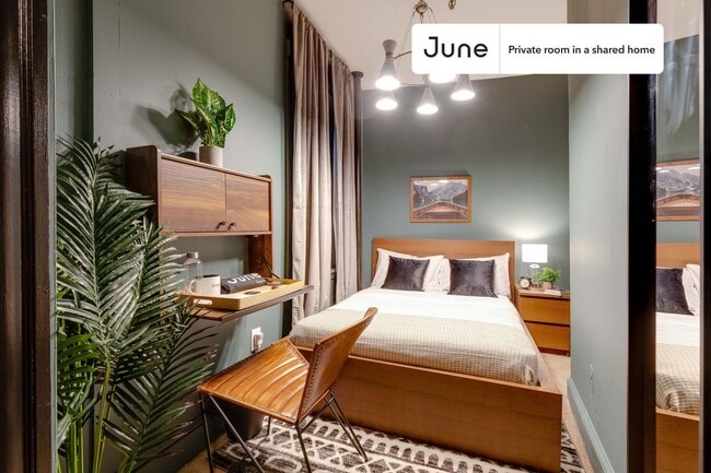 Private bedroom in 3 bed/1 bath Home - Private bedroom in 3 bed/1 bath Home