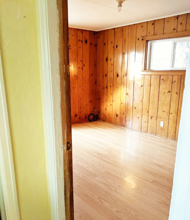 Foto del edificio - 1024 N Warren St