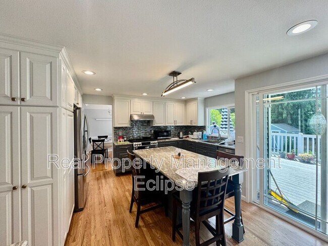 Foto del edificio - 24515 SE 44th St