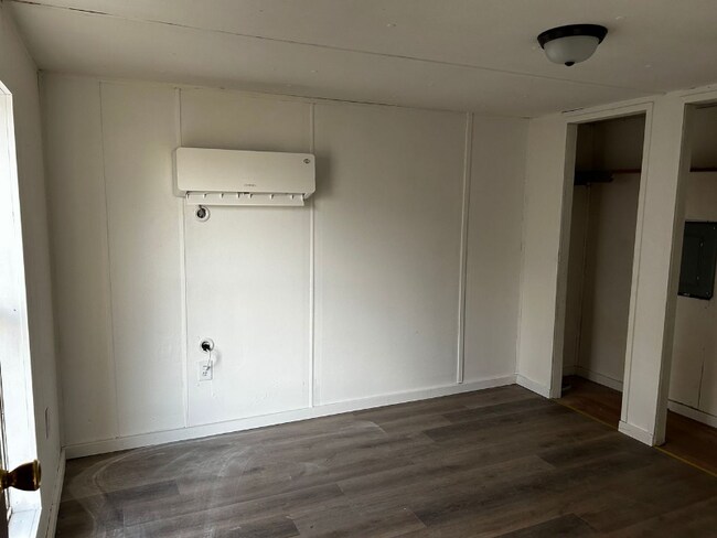 Foto del edificio - 6503 E Amarillo Blvd