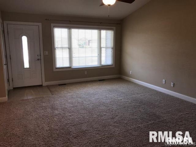 Building Photo - 2914 Cronin Dr