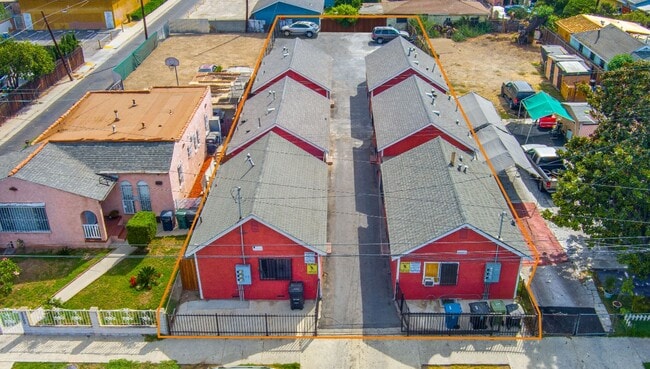 Building Photo - 8804 Beach St