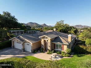 Building Photo - 750 Huntsdale Ct