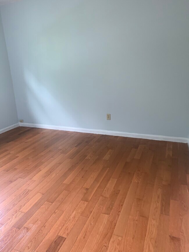 Photo - 102 Apple Ln Townhome