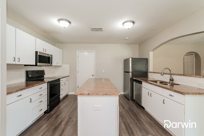 Building Photo - 30614 Birdhouse Dr, Wesley Chapel, FL 33545