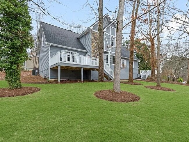 Photo - 1811 Chantilly Ct House