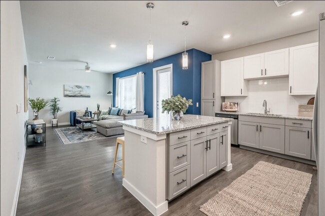 Building Photo - Your Everyday Oasis