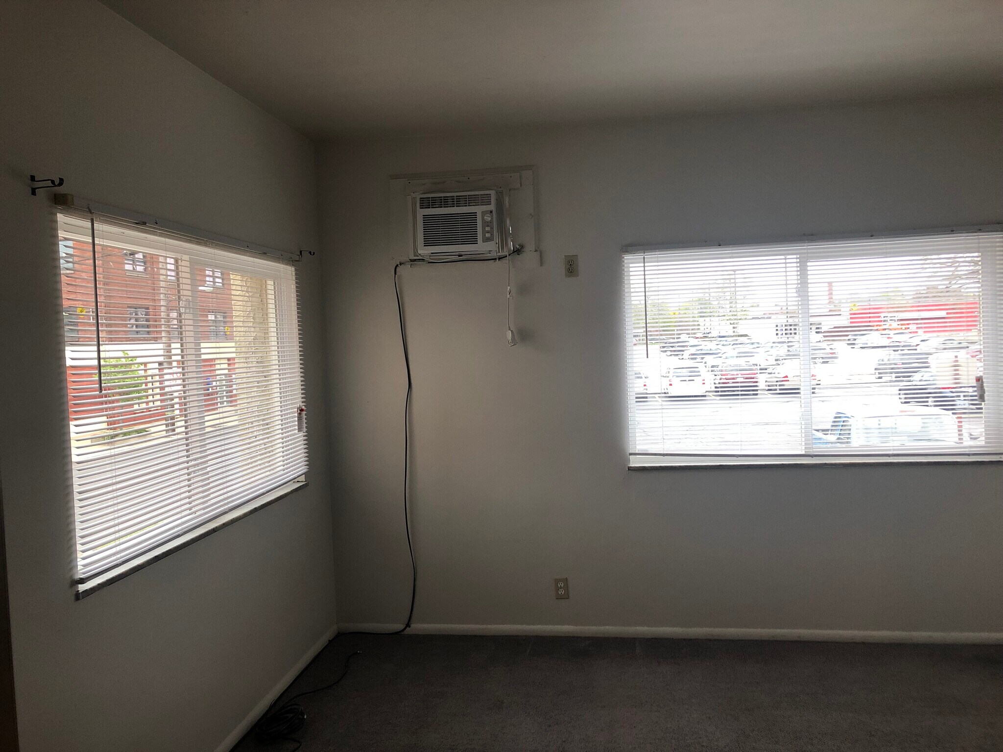 College Street Apartments – photo 4