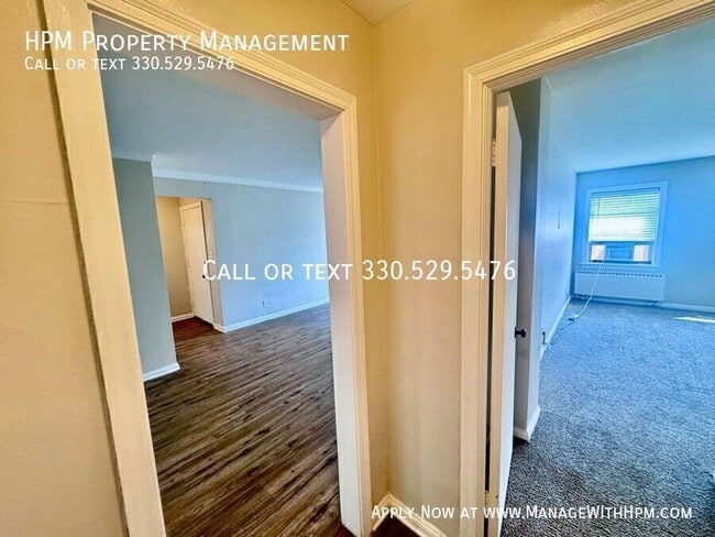 Building Photo - 20855 Chagrin Blvd