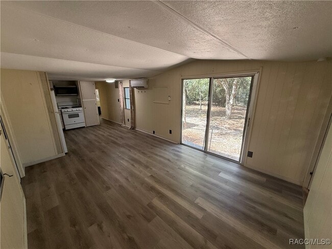 Building Photo - 7146 N Carl G Rose Hwy