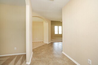 Building Photo - 11023 Heartland Grove Dr